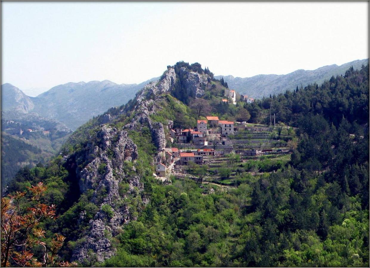 Mini Stone House Βίλα Omiš Εξωτερικό φωτογραφία